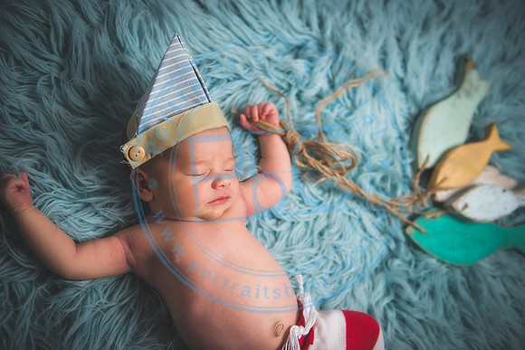 David - Newborn_051719_0413