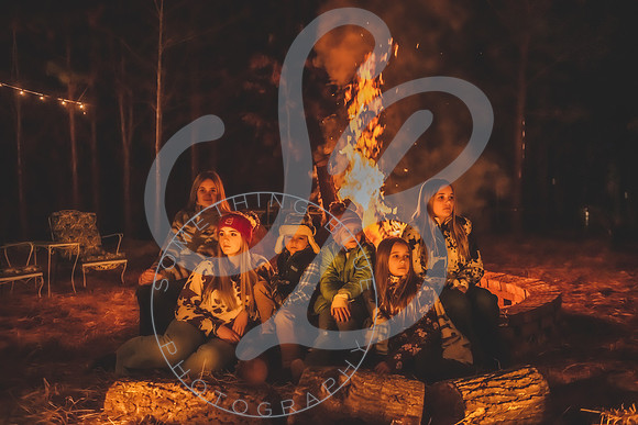 Thomas Family Fire Pit Photos_121623_0226