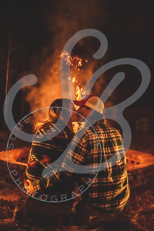 Thomas Family Fire Pit Photos_121623_0326