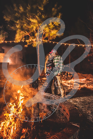 Thomas Family Fire Pit Photos_121623_0380