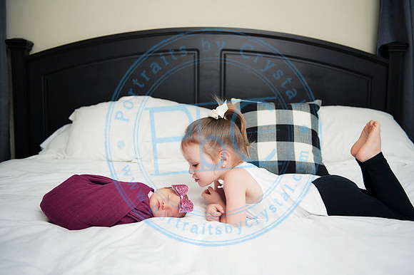 Taylor Moran - Newborn_052019_0092