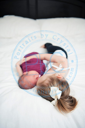 Taylor Moran - Newborn_052019_0096