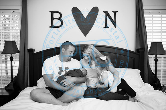 Taylor Moran - Newborn_052019_0114