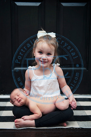 Taylor Moran - Newborn_052019_0206