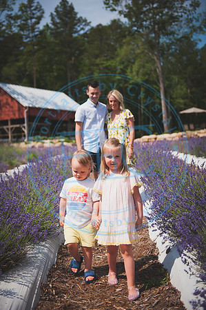 Barnes Family - Spring 2019_052819_0038