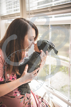 August - Newborn_101521_0131