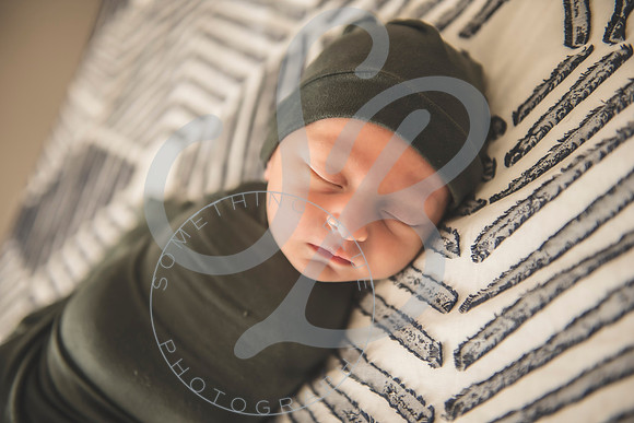 August - Newborn_101521_0105