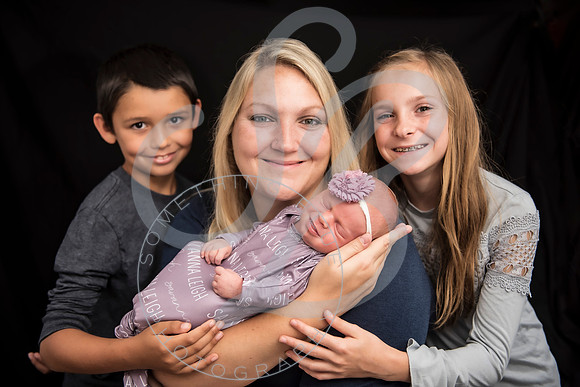 Savanna - Newborn_101621_0008