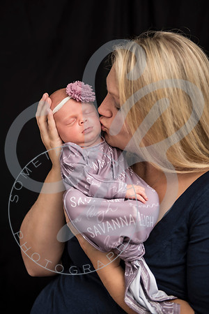 Savanna - Newborn_101621_0089