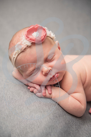 Savanna - Newborn_101621_0330