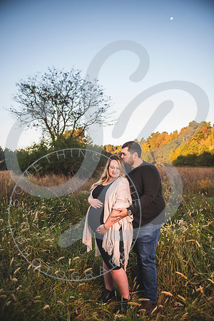 Chelsie - Maternity_102421_0016