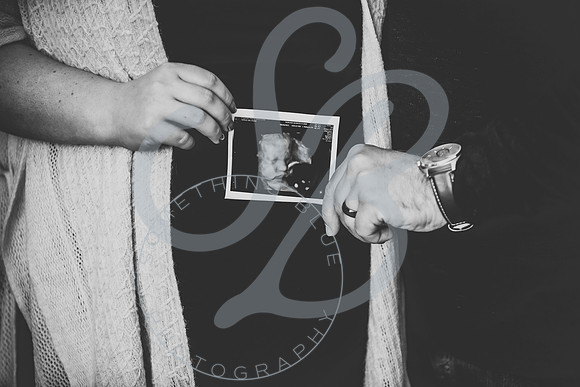 Chelsie - Maternity_102421_0180
