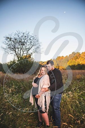 Chelsie - Maternity_102421_0013