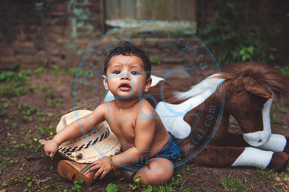 Adriel - 6 Months_080219_0140