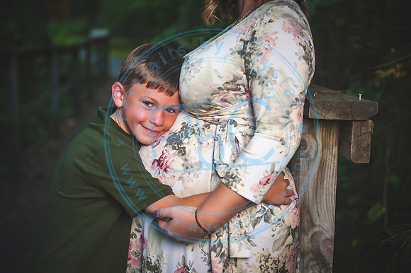 Wolford Family - Maternity_081119_0045
