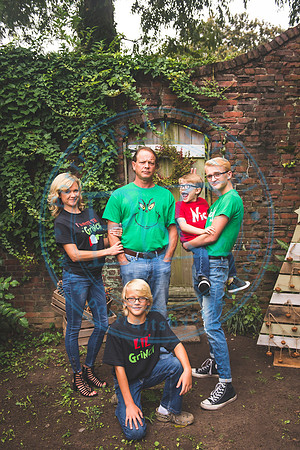 Jackson Family - Christmas Mini_082519_0059
