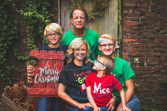 Jackson Family - Christmas Mini_082519_0123