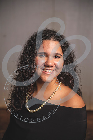 Esther - Senior_102721_0003