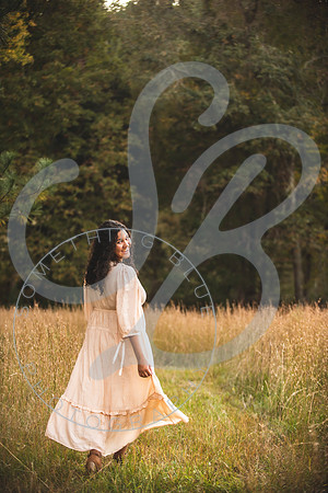 Esther - Senior_102721_0414
