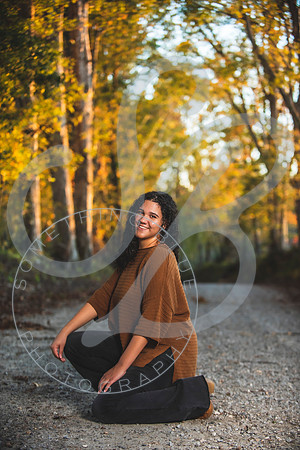 Esther - Senior_102721_0245