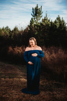 Lindsay - Maternity_112522_0029