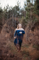 Lindsay - Maternity_112522_0057
