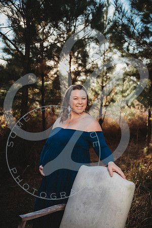 Lindsay - Maternity_112522_0092