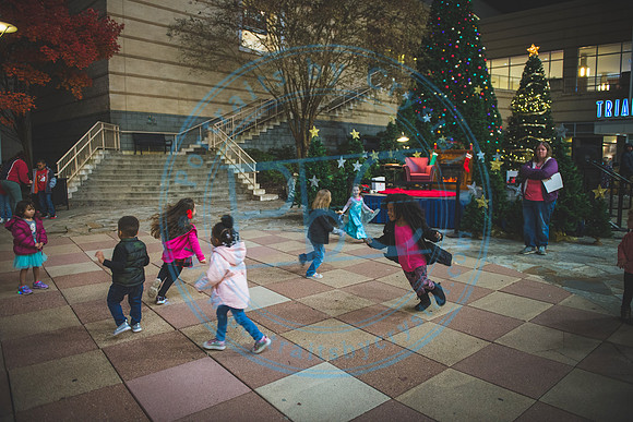 Santa's Arrival - TTC_112219_0125
