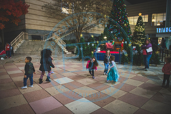 Santa's Arrival - TTC_112219_0126