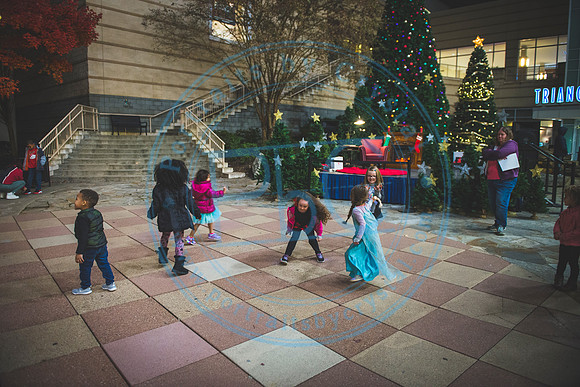 Santa's Arrival - TTC_112219_0128