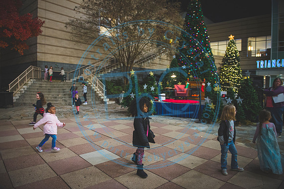 Santa's Arrival - TTC_112219_0129