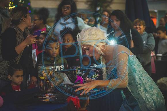 Santa's Arrival - TTC_112219_0179
