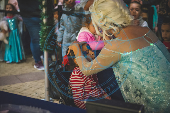 Santa's Arrival - TTC_112219_0183