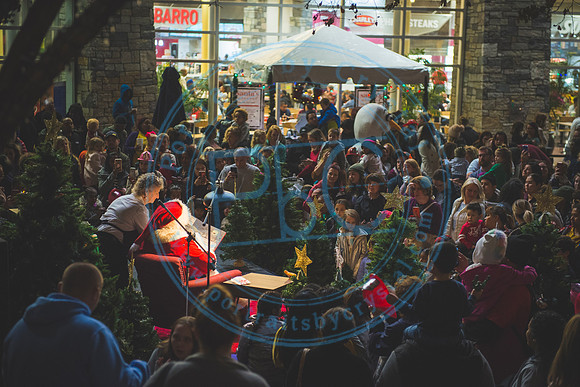 Santa's Arrival - TTC_112219_0673
