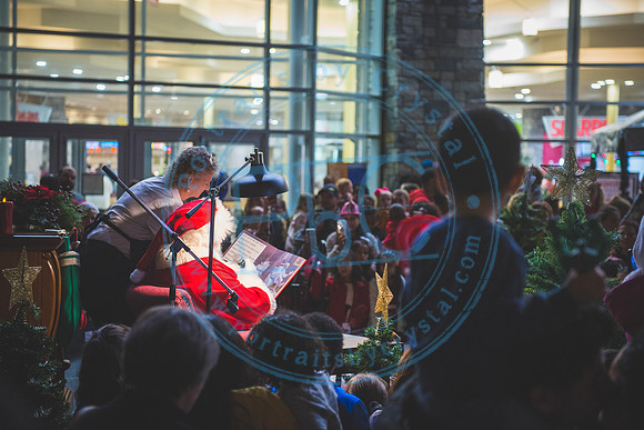 Santa's Arrival - TTC_112219_0675