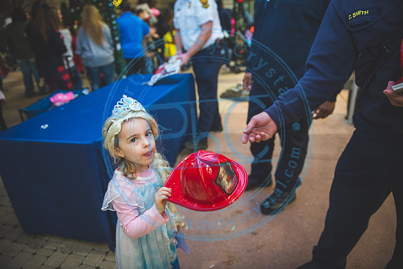Santa's Arrival - TTC_112219_0830