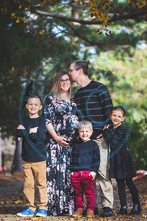Mallory - Maternity_112919_0014