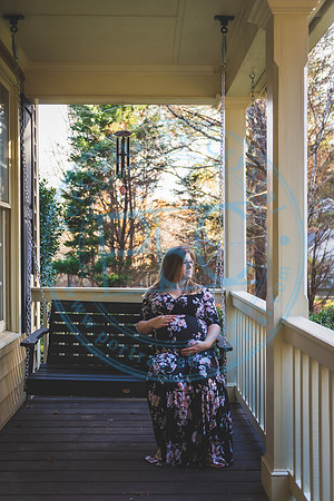 Mallory - Maternity_112919_0351