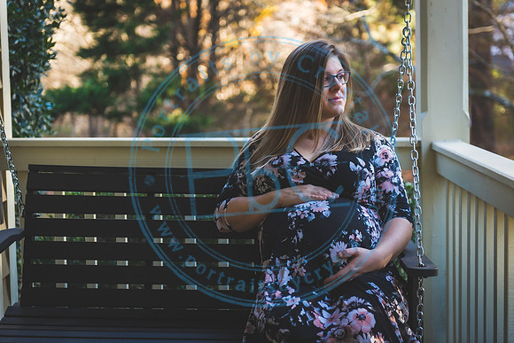 Mallory - Maternity_112919_0361