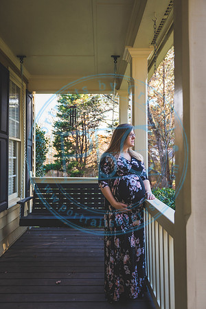 Mallory - Maternity_112919_0365