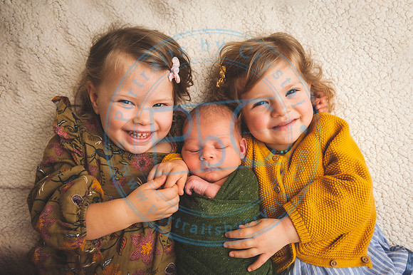 Cedar - Newborn_120119_0139