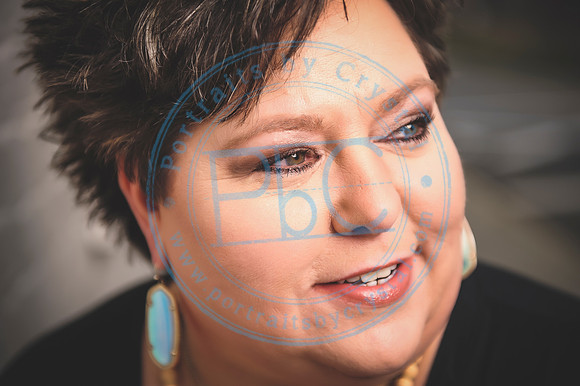 Beth - Headshot_011020_0149