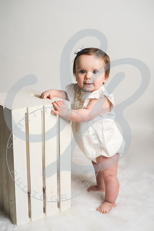 Lydia - 8 Month_020622_0068