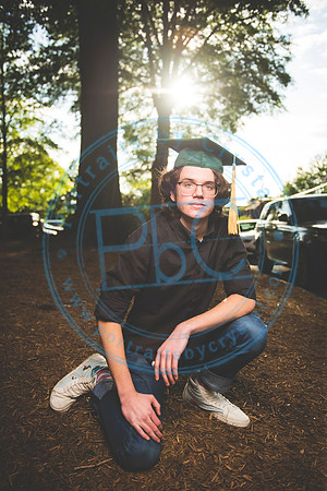 Dylan - Senior_042820_0061