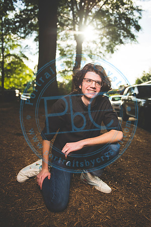 Dylan - Senior_042820_0067