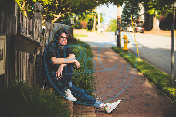 Dylan - Senior_042820_0142