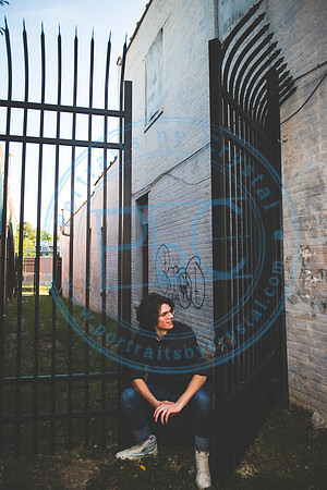 Dylan - Senior_042820_0204