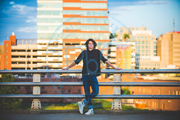 Dylan - Senior_042820_0372