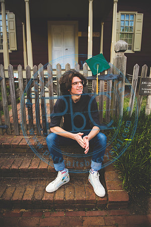 Dylan - Senior_042820_0111