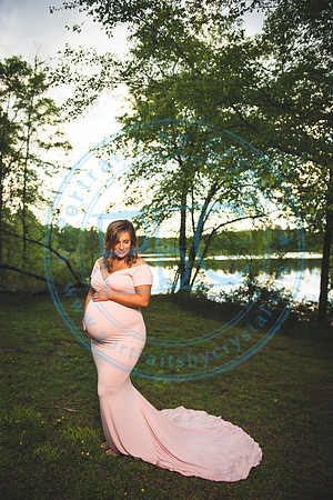 Kelly - Maternity_042620_0030